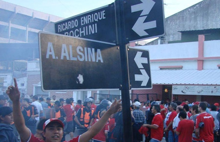 Balearon a un hincha de Racing